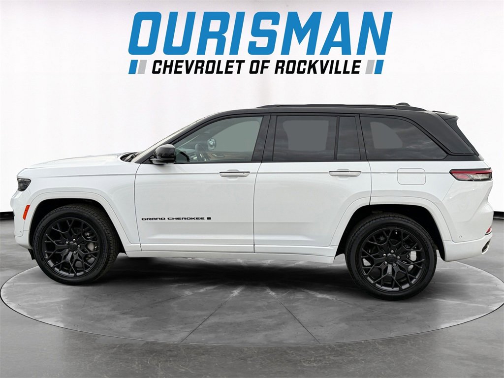 2025 Jeep Grand Cherokee Summit Reserve photo 3