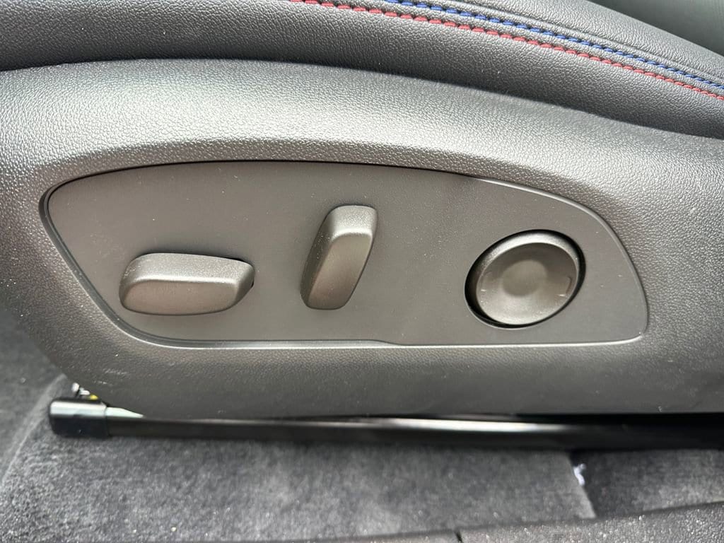 2026 Chevrolet Equinox EV RS - Photo 10