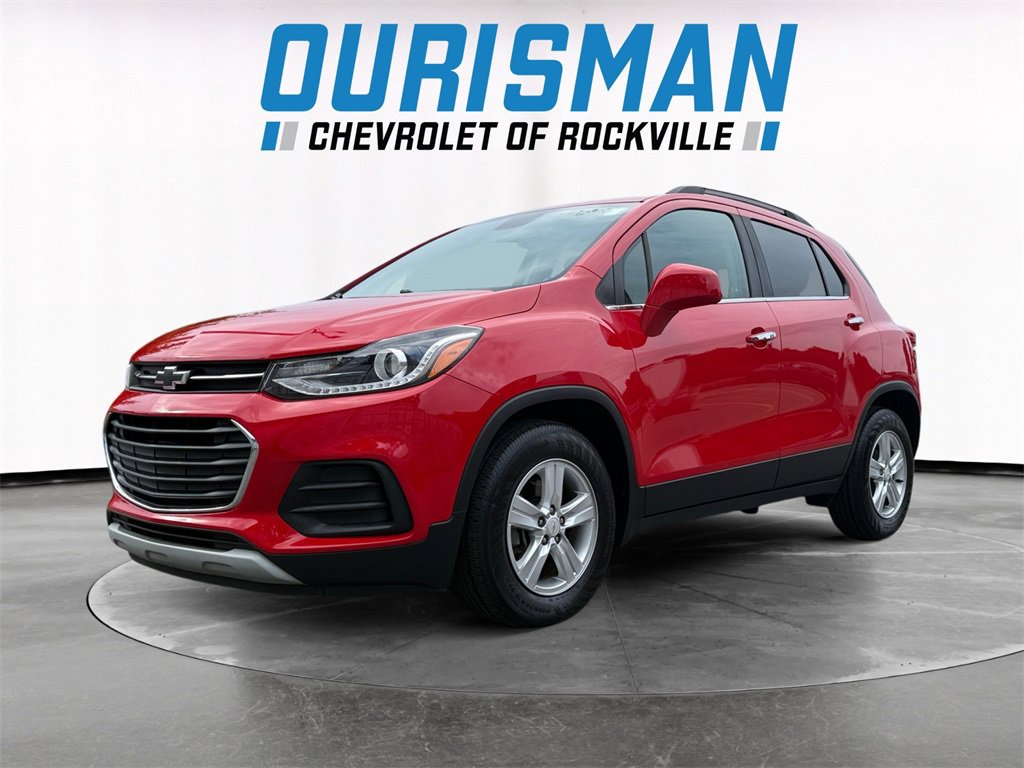 2020 Chevrolet Trax LT photo 2