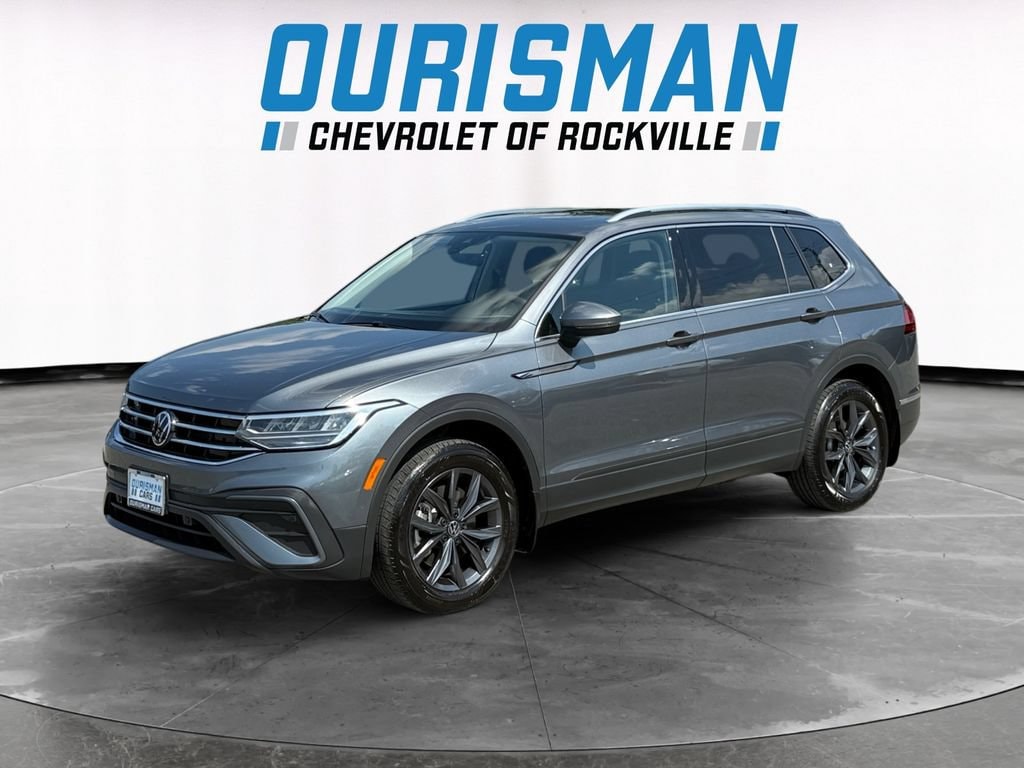 Used 2023 Volkswagen Tiguan SE