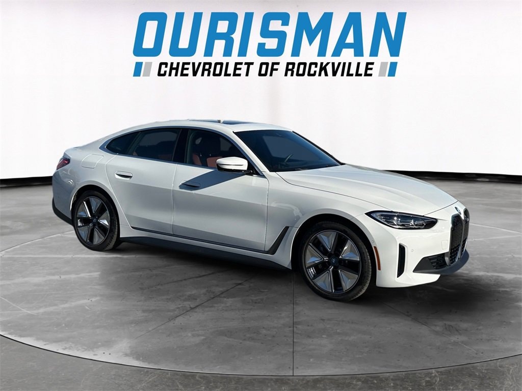 2024 BMW i4 M50's photo