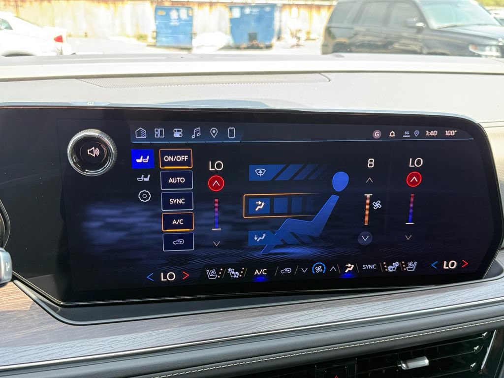 2026 Chevrolet Suburban Premier - Photo 17