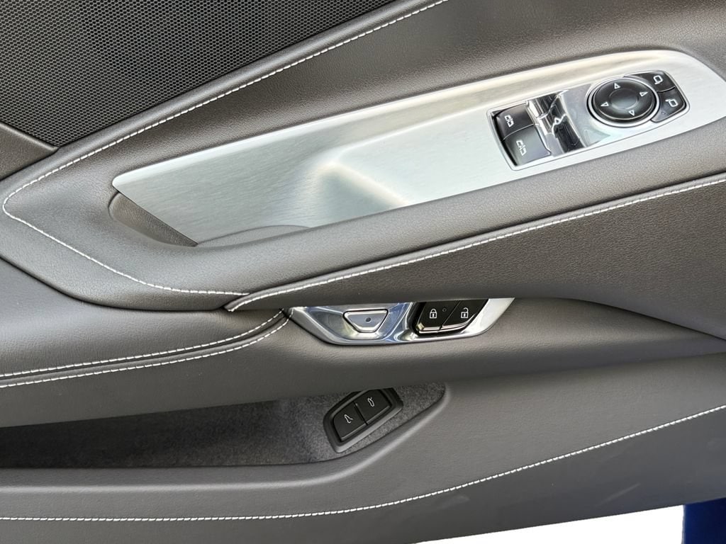 2027 Chevrolet Corvette 1LT - Photo 11