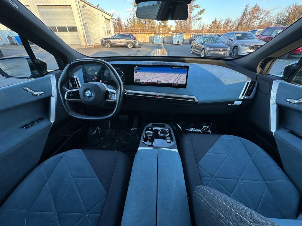 2023 BMW iX Base - Photo 24