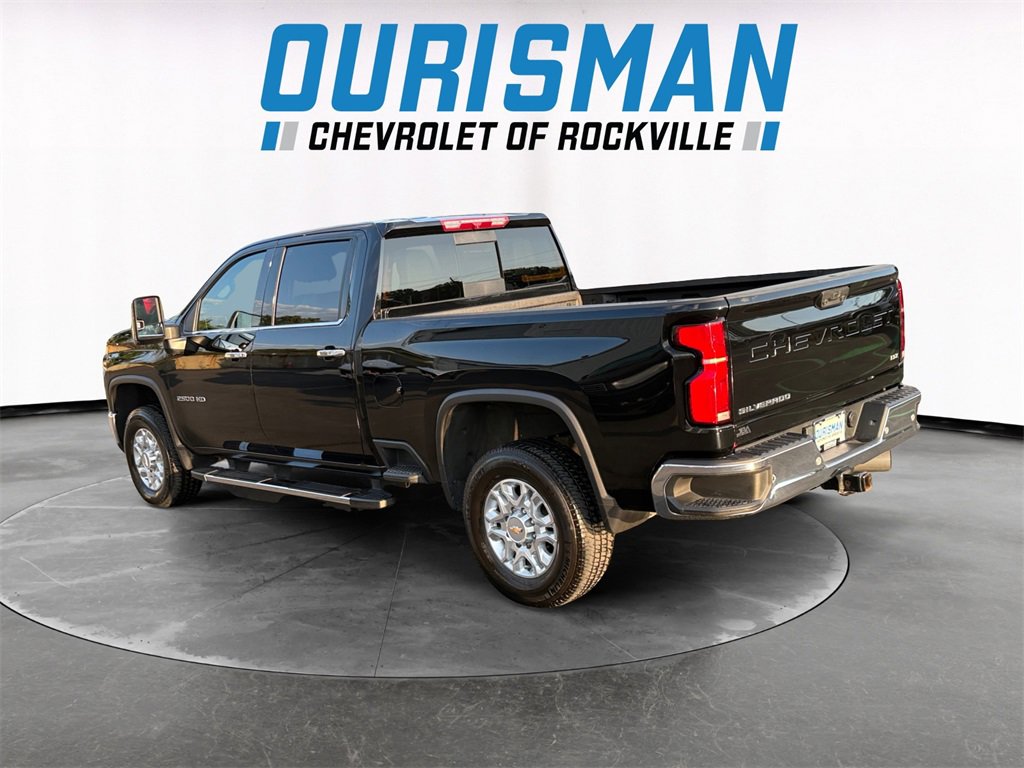 2024 Chevrolet Silverado 2500HD LTZ photo 4