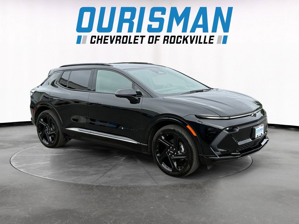 2026 Chevrolet Equinox EV RS FWD's photo