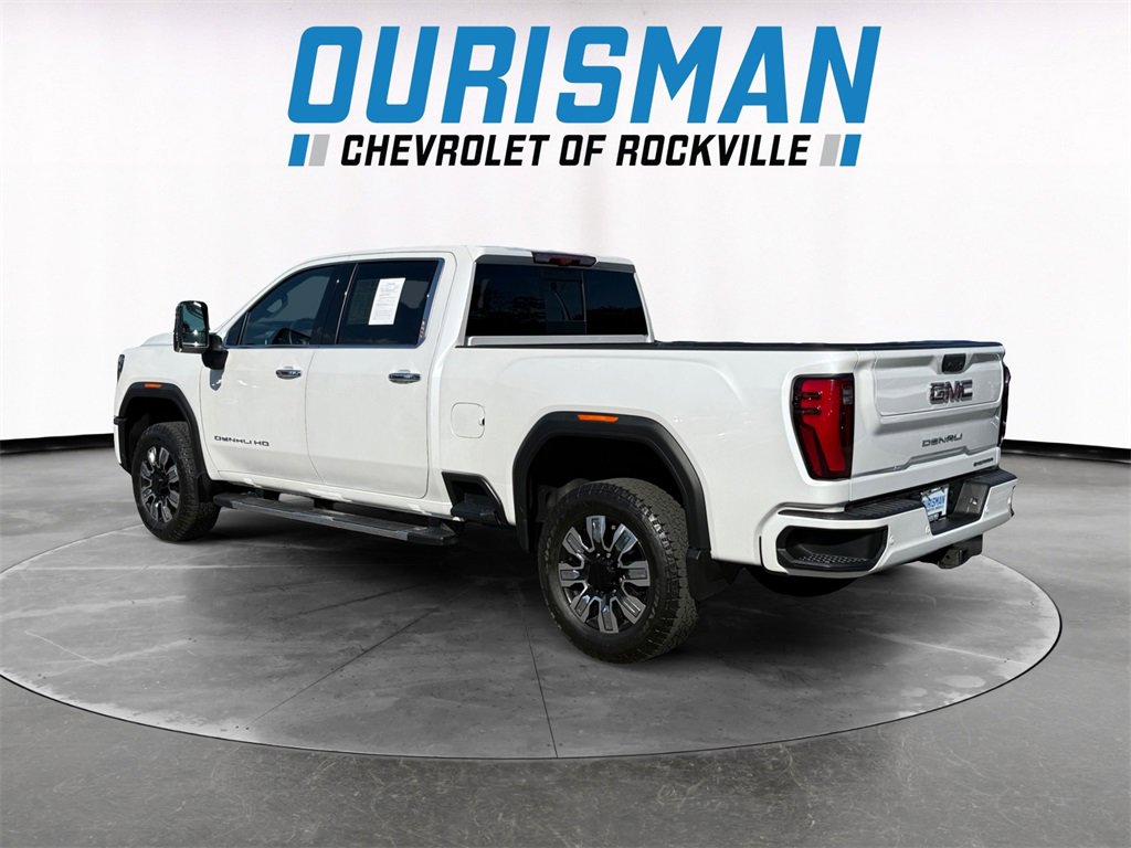 2024 Gmc Sierra 3500 HD Denali photo 4