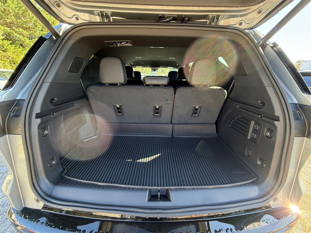 2026 Chevrolet Traverse High Country - Photo 23