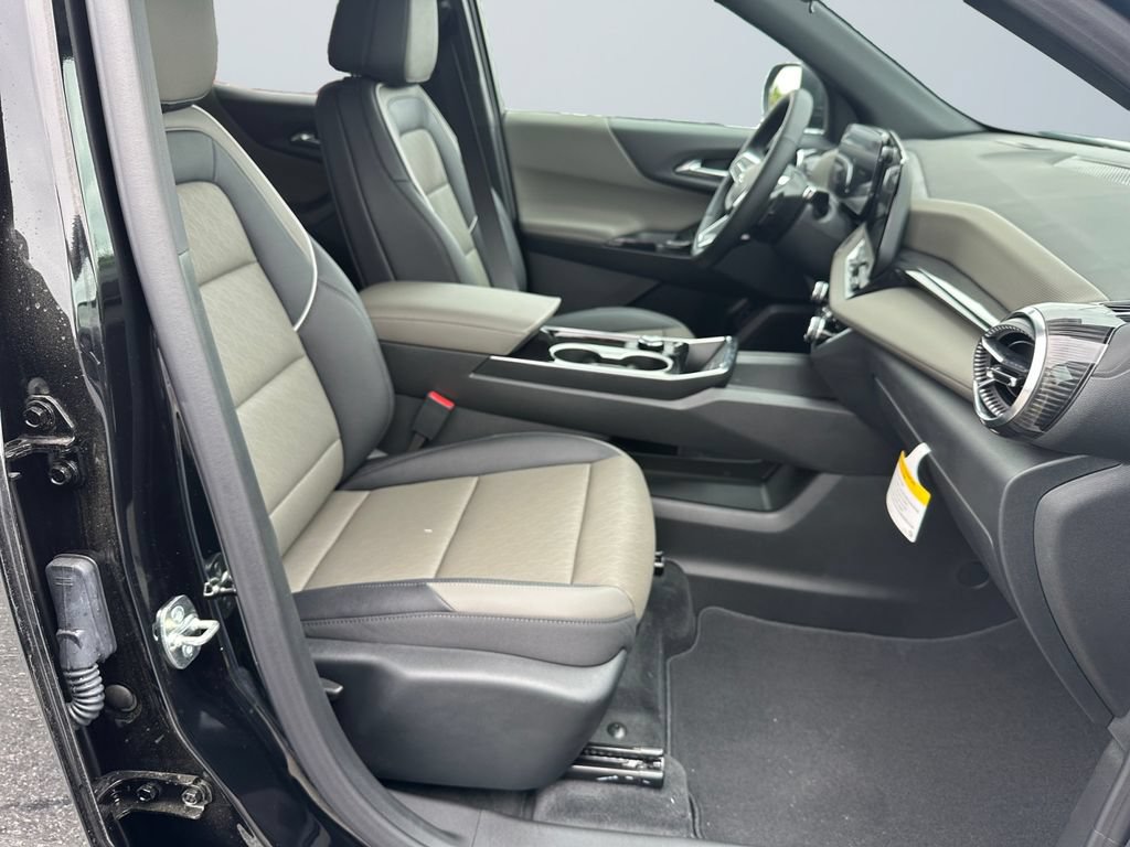 2026 Chevrolet Equinox LT - Photo 15