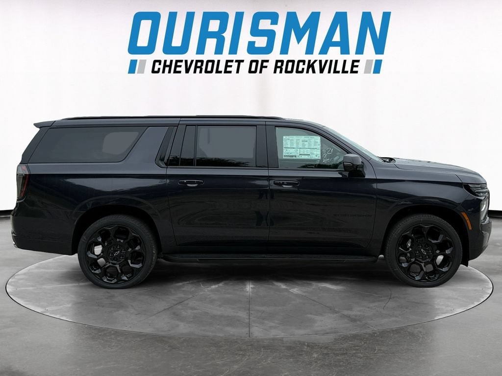 2026 Chevrolet Suburban RST - Photo 7