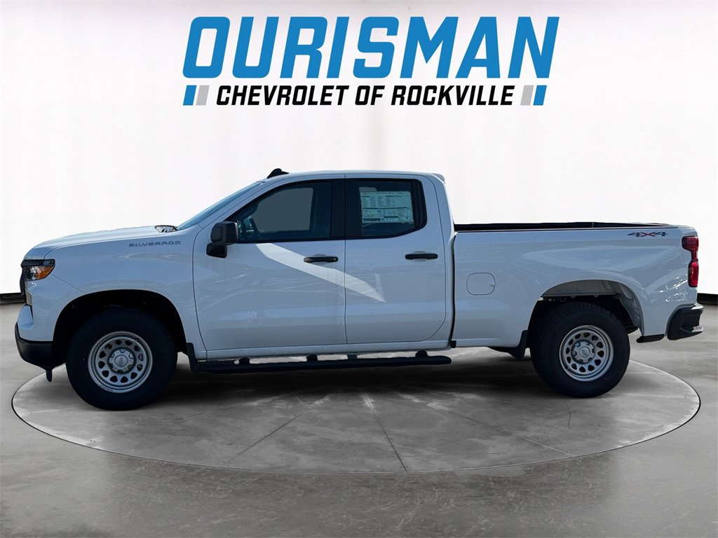 2025 Chevrolet Silverado 1500 photo 2
