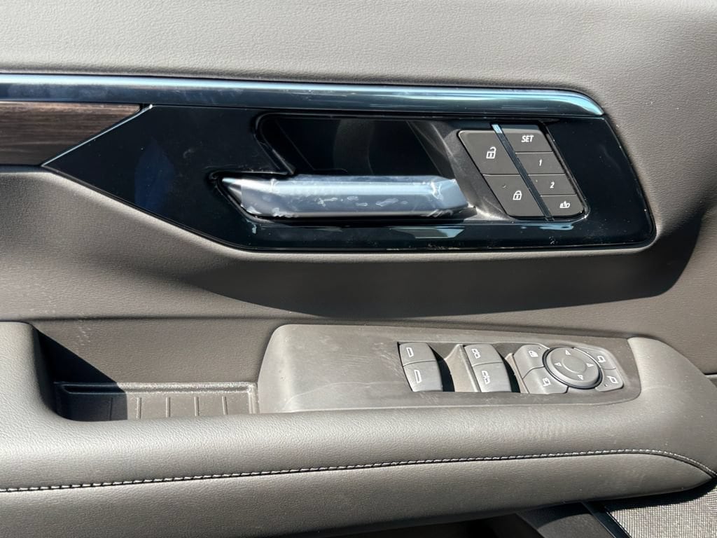2026 Chevrolet Tahoe LT - Photo 11