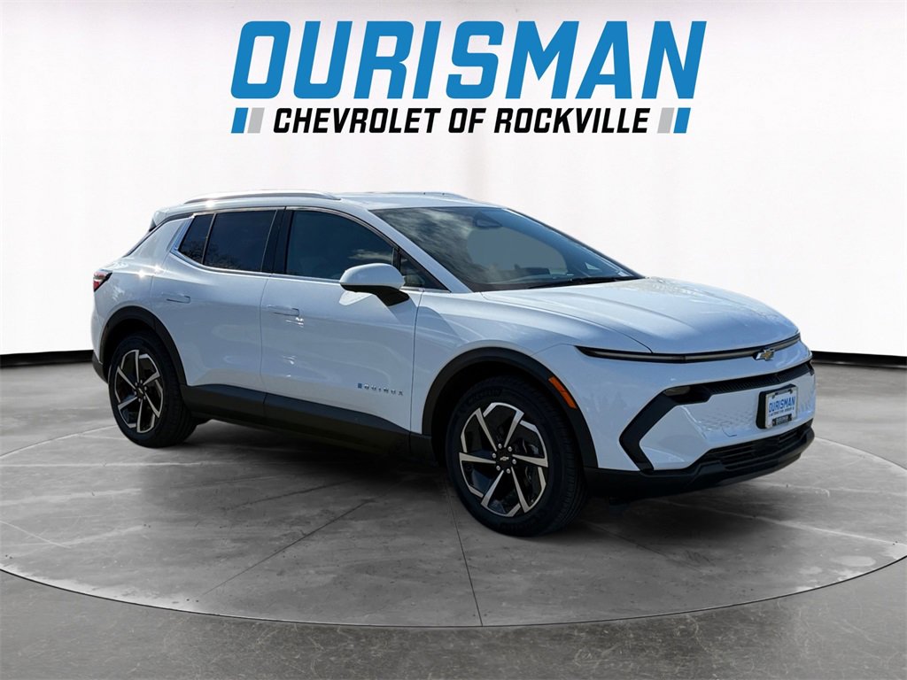 2026 Chevrolet Equinox EV 2LT's photo