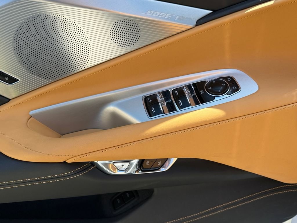 2025 Chevrolet Corvette 3LZ - Photo 11