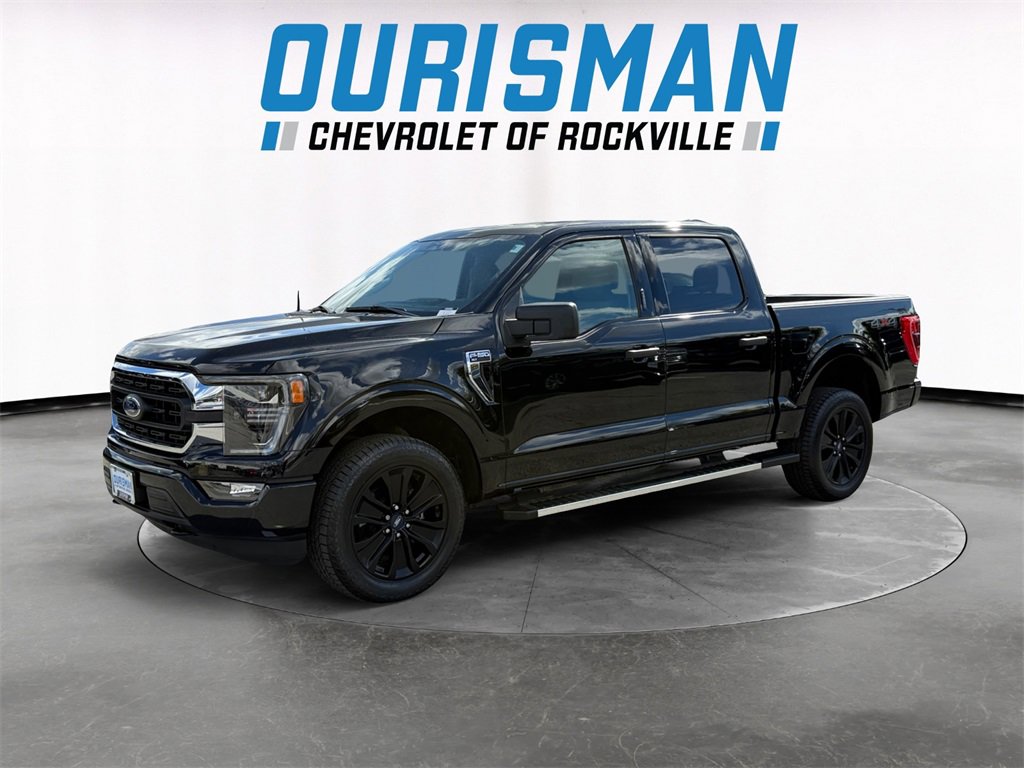 2023 Ford F-150 XL photo 2