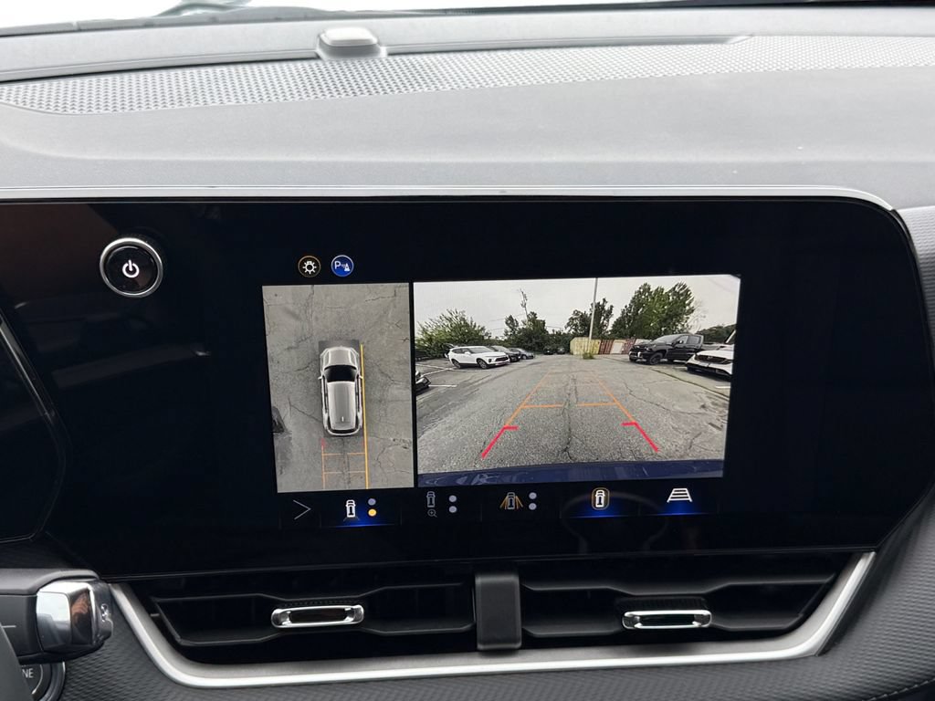 2026 Chevrolet Equinox LT - Photo 15