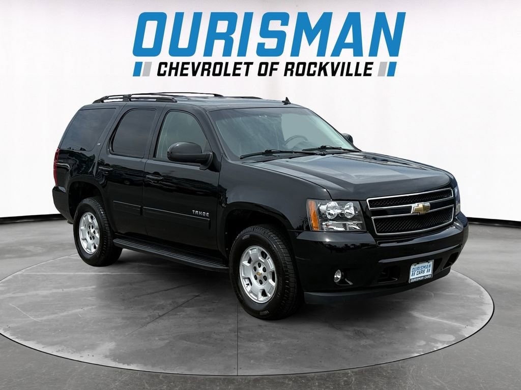 2011 Chevrolet Tahoe's photo