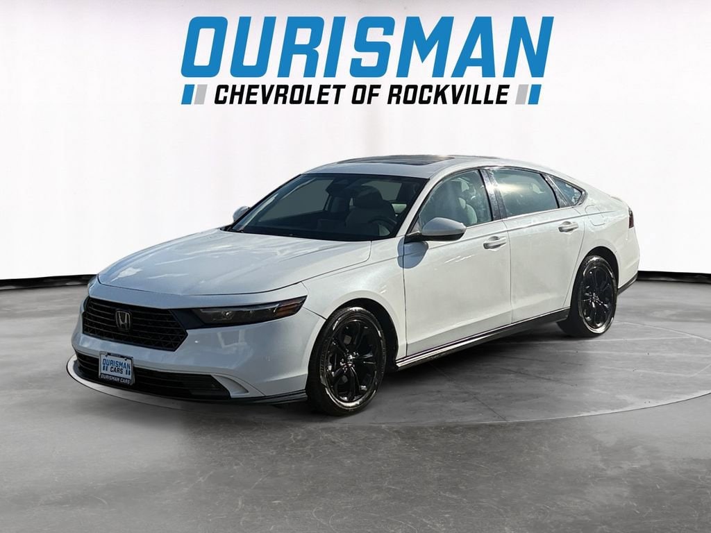 Used 2025 Honda Accord Sedan SE
