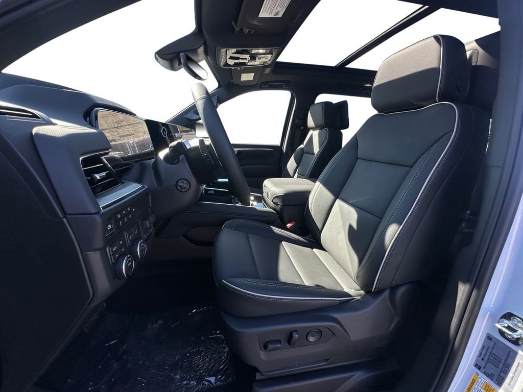 2026 Chevrolet Suburban Premier - Photo 9