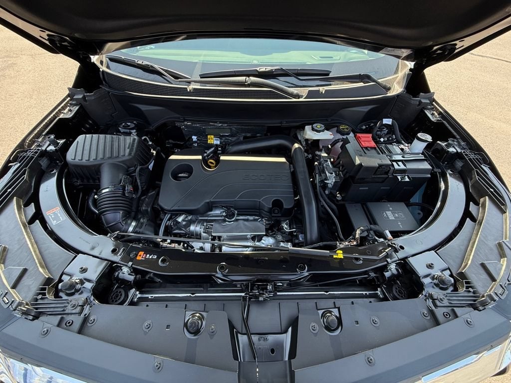 2027 Chevrolet Equinox LT - Photo 26
