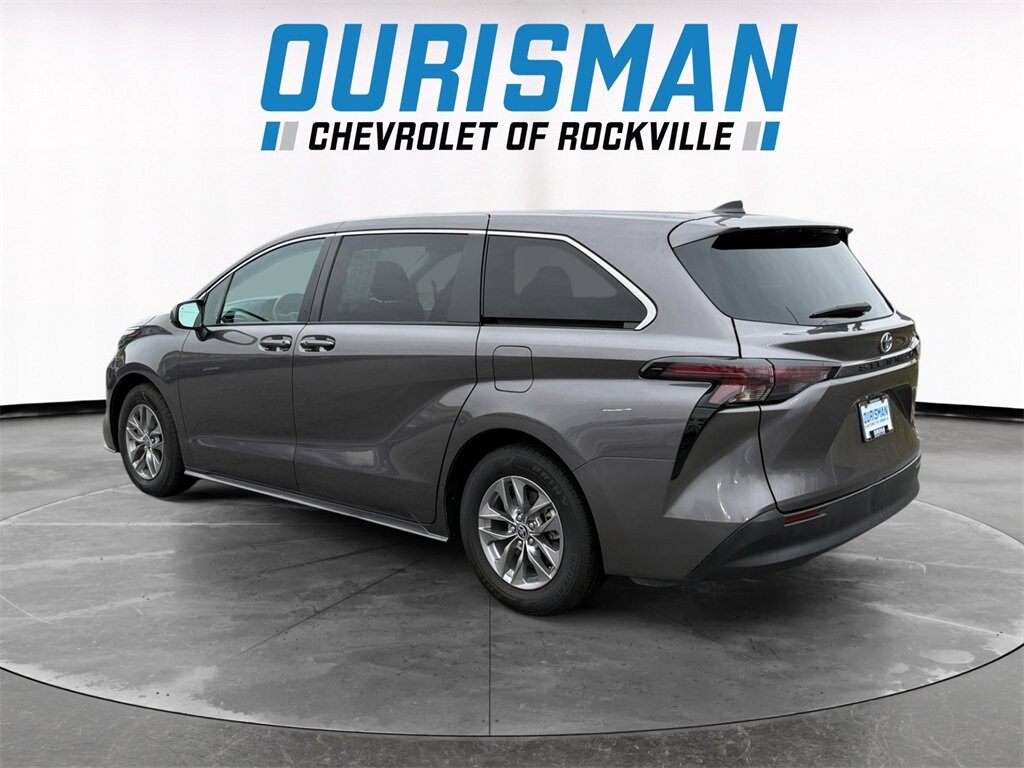 Used 2024 Toyota Sienna LE