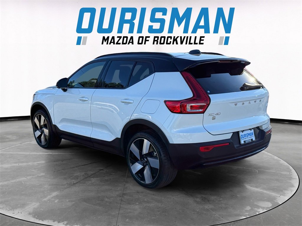 2023 Volvo XC40 Recharge Ultimate photo 3