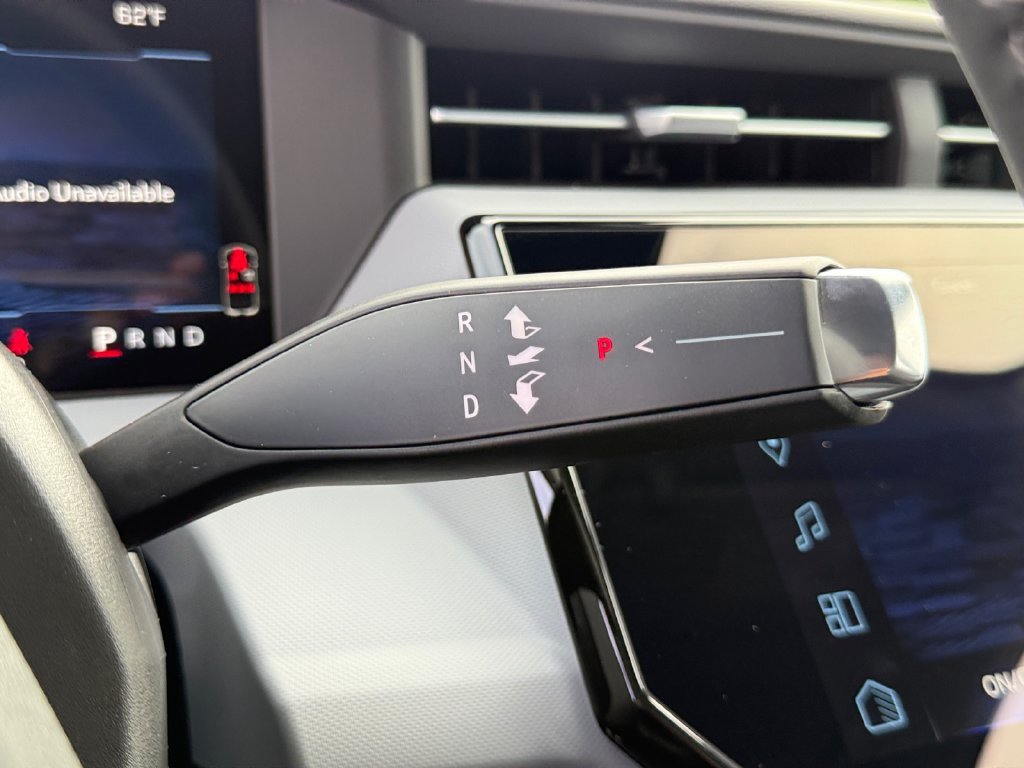 2027 Chevrolet Bolt RS - Photo 20