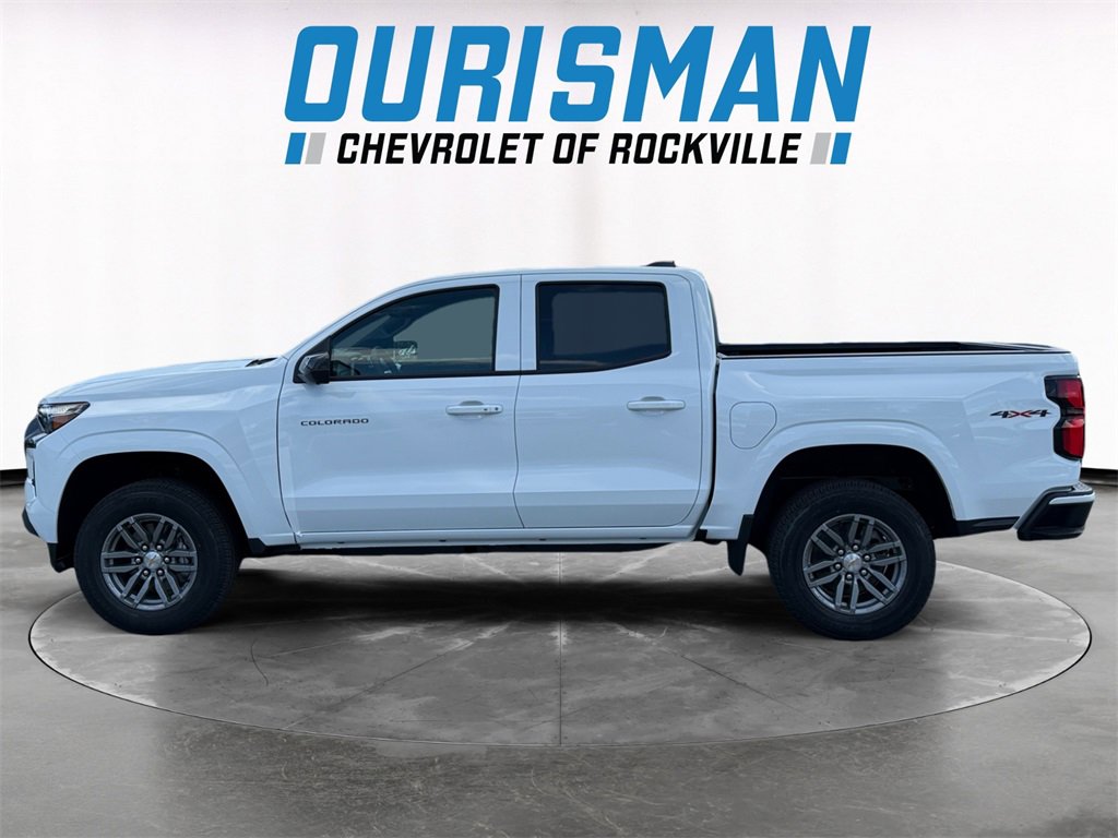 2026 Chevrolet Colorado LT photo 3