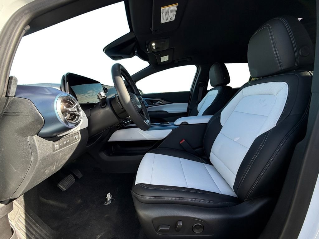2026 Chevrolet Equinox EV 2LT - Photo 9