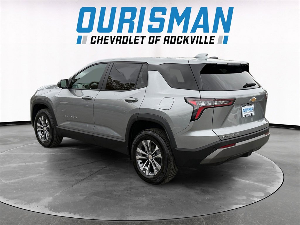 2026 Chevrolet Equinox LT photo 4