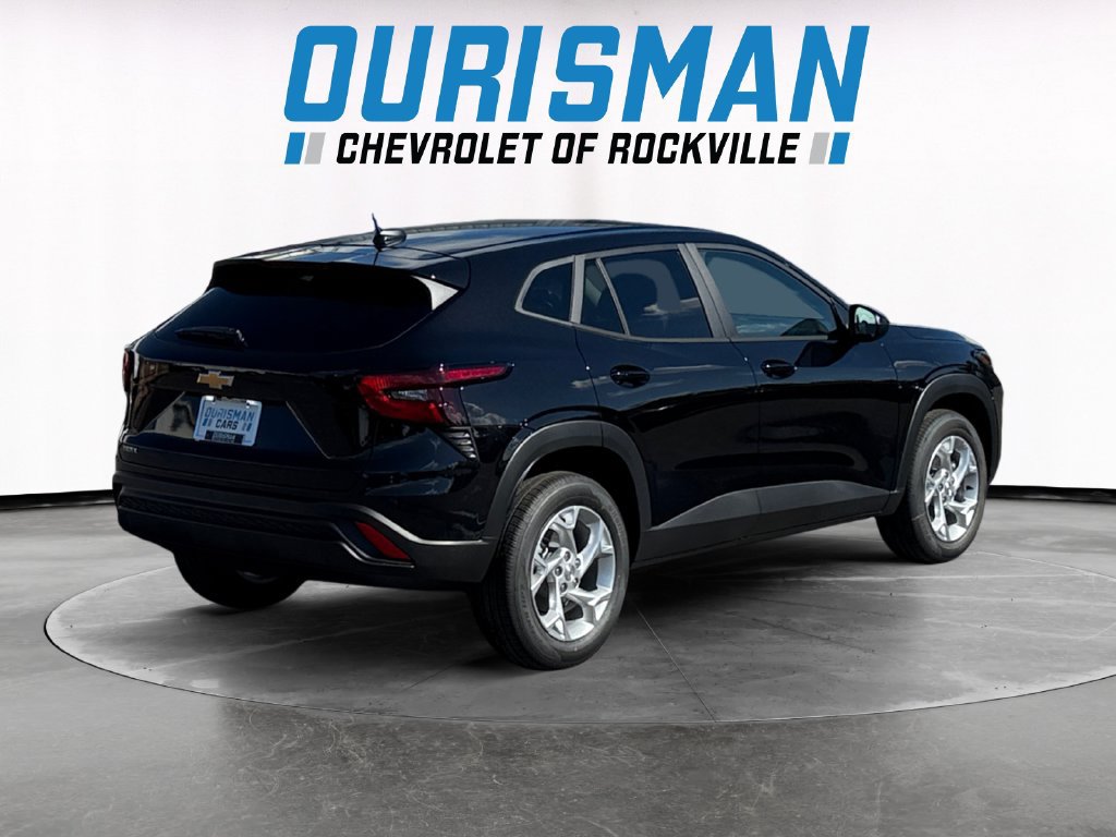 2026 Chevrolet Trax LS - Photo 6