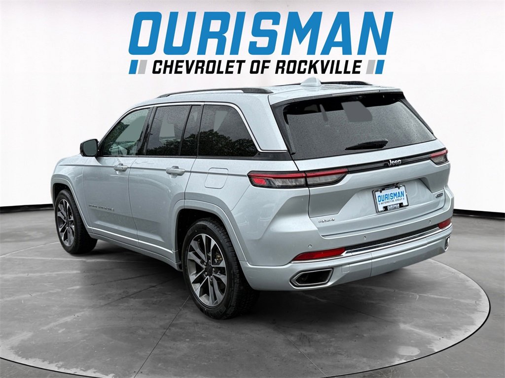 2023 Jeep Grand Cherokee Overland photo 4