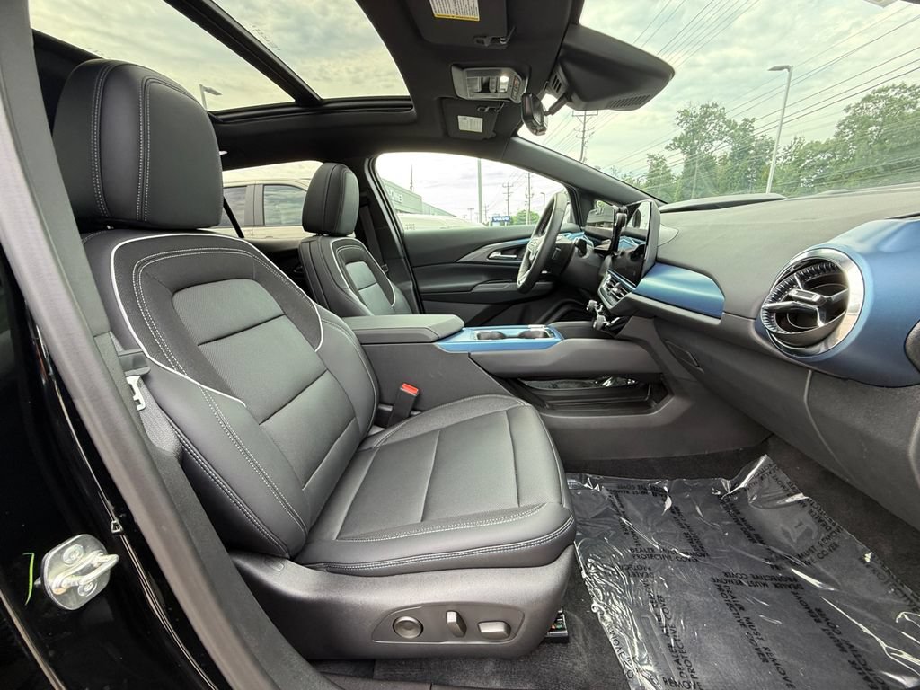2026 Chevrolet Equinox EV 2LT - Photo 28