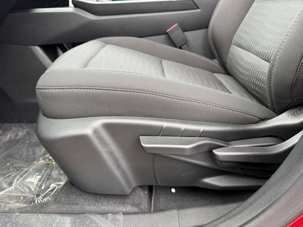 2027 Chevrolet Equinox LT - Photo 10