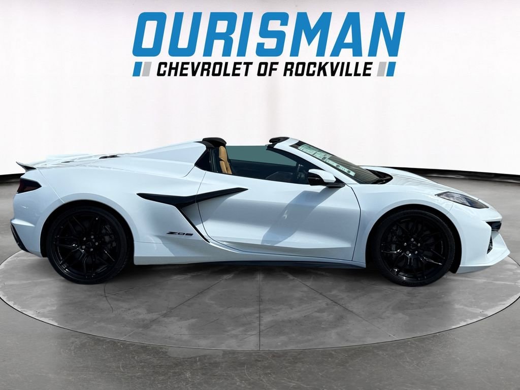 2025 Chevrolet Corvette 3LZ - Photo 7