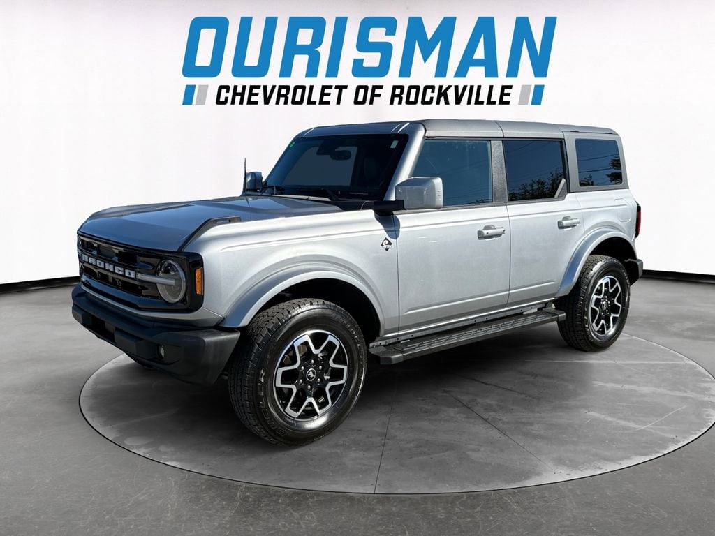 2024 Ford Bronco 4-Door Outer Banks - Photo 2
