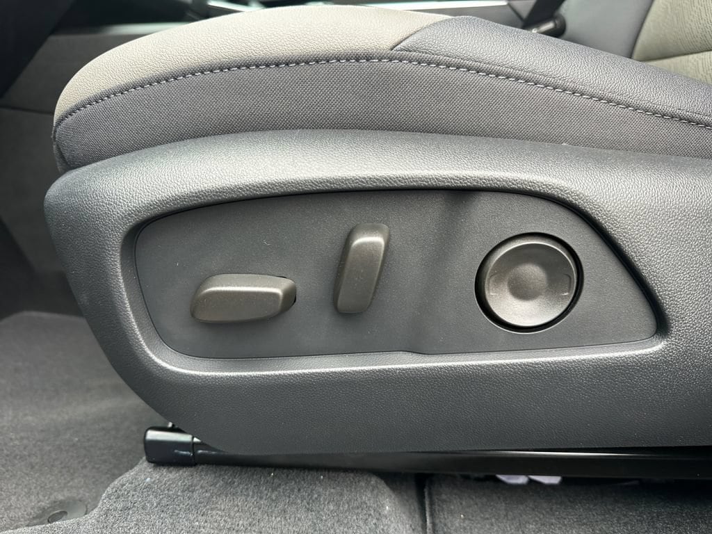 2026 Chevrolet Equinox LT - Photo 16