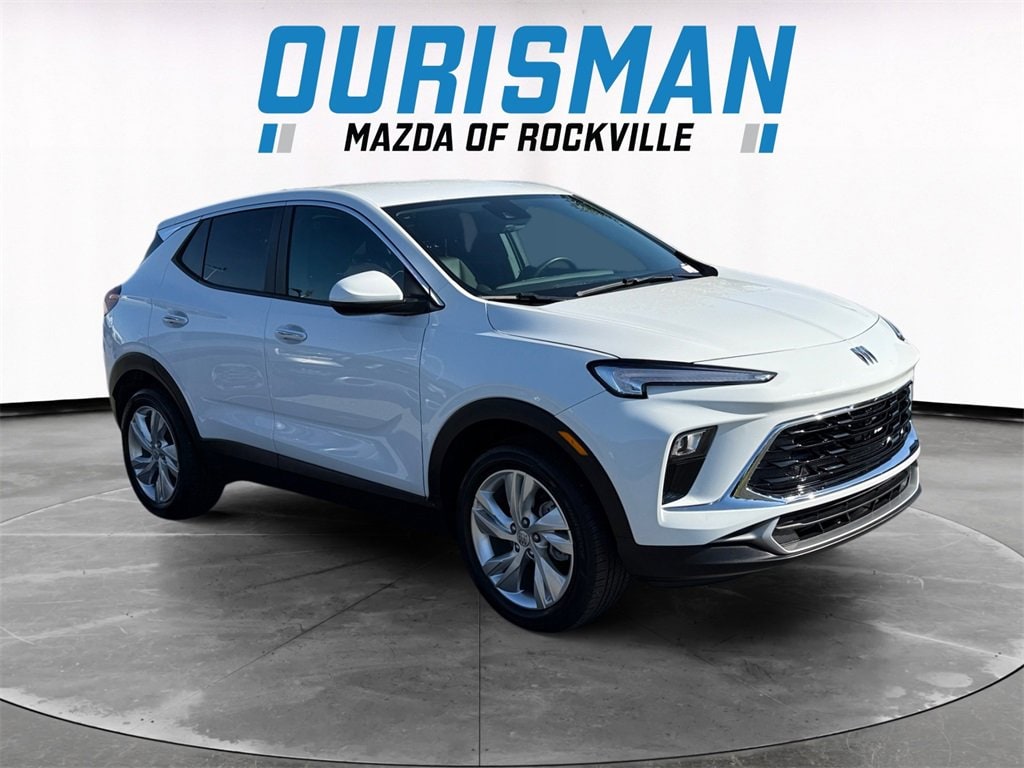 2024 Buick Encore GX Preferred's photo