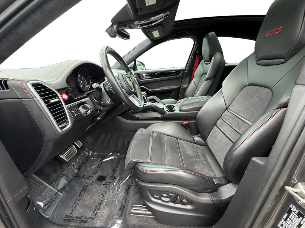 2023 Porsche Cayenne Coupe GTS - Photo 9