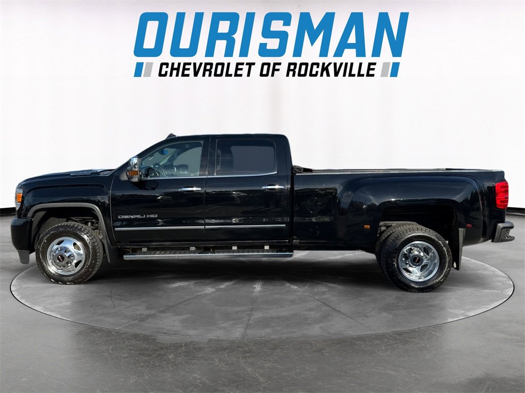 2019 Gmc Sierra 3500 HD Denali photo 3
