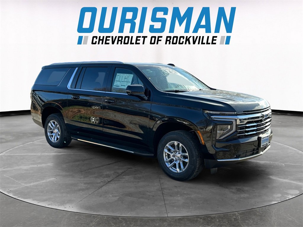 2026 Chevrolet Suburban LT's photo