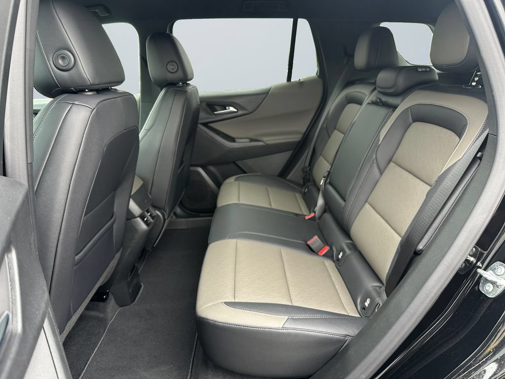 2026 Chevrolet Equinox LT - Photo 13