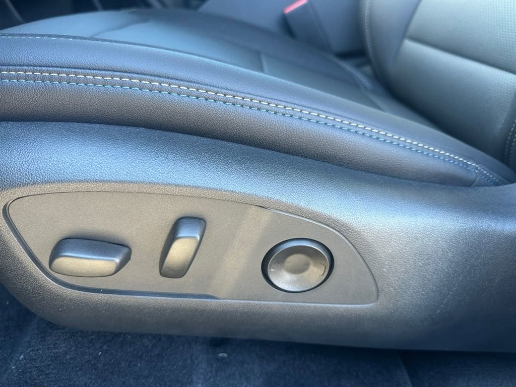 2026 Chevrolet Equinox EV 2LT - Photo 10