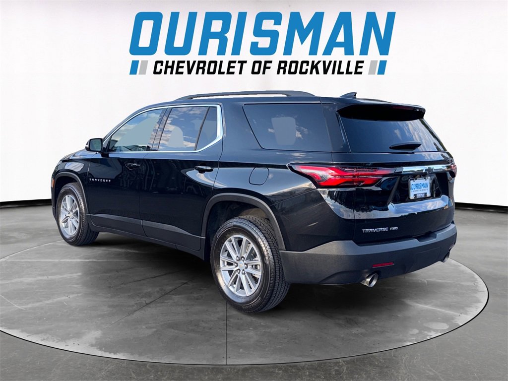 2023 Chevrolet Traverse 1LT photo 3