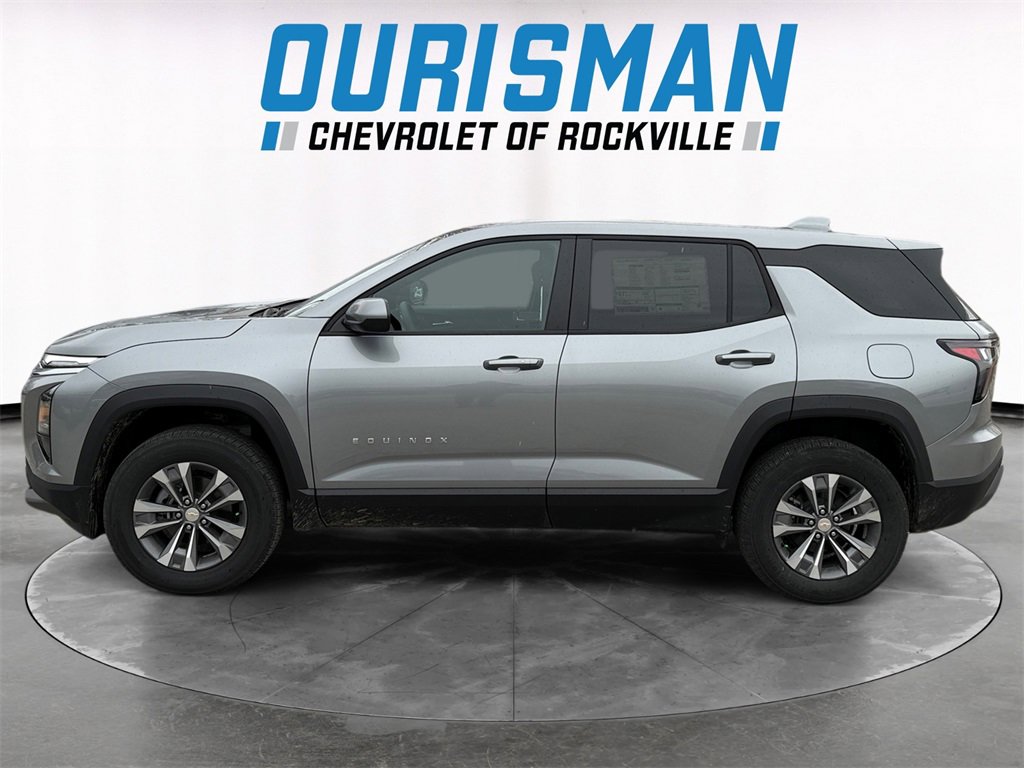 2026 Chevrolet Equinox LT photo 3