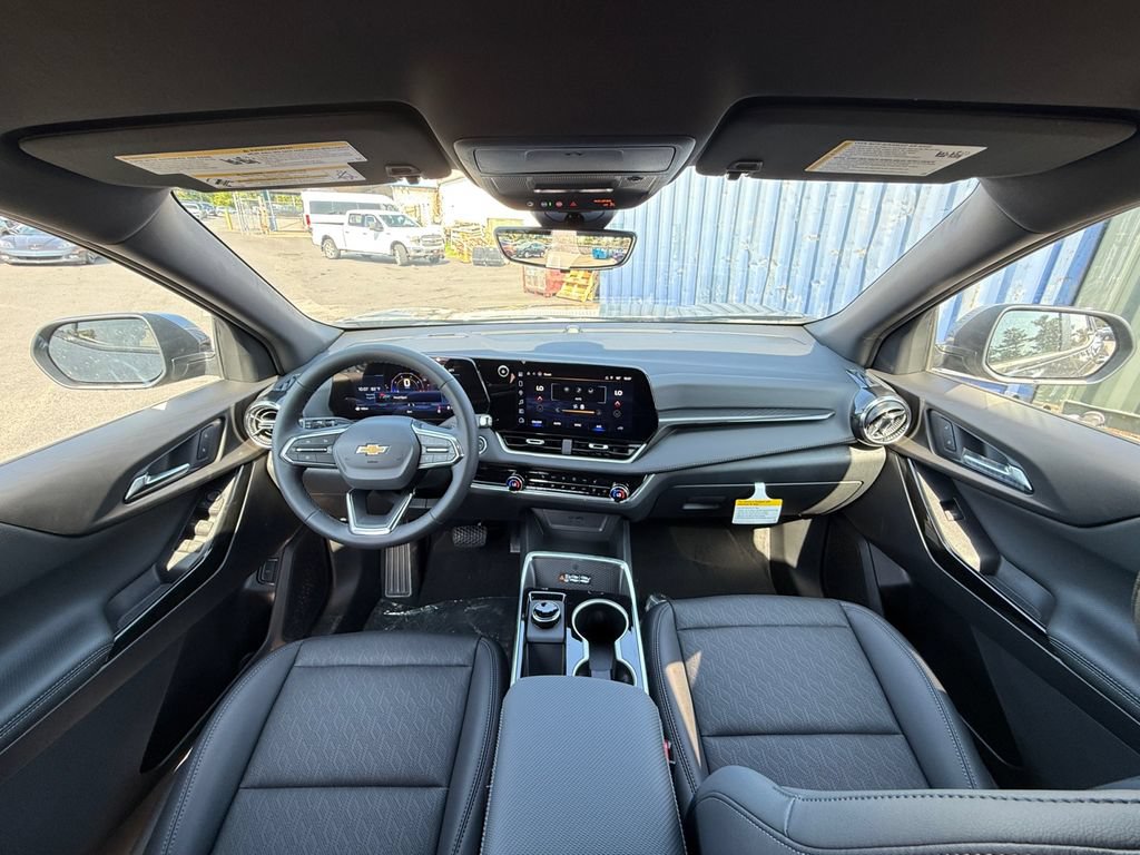 2027 Chevrolet Equinox LT - Photo 22
