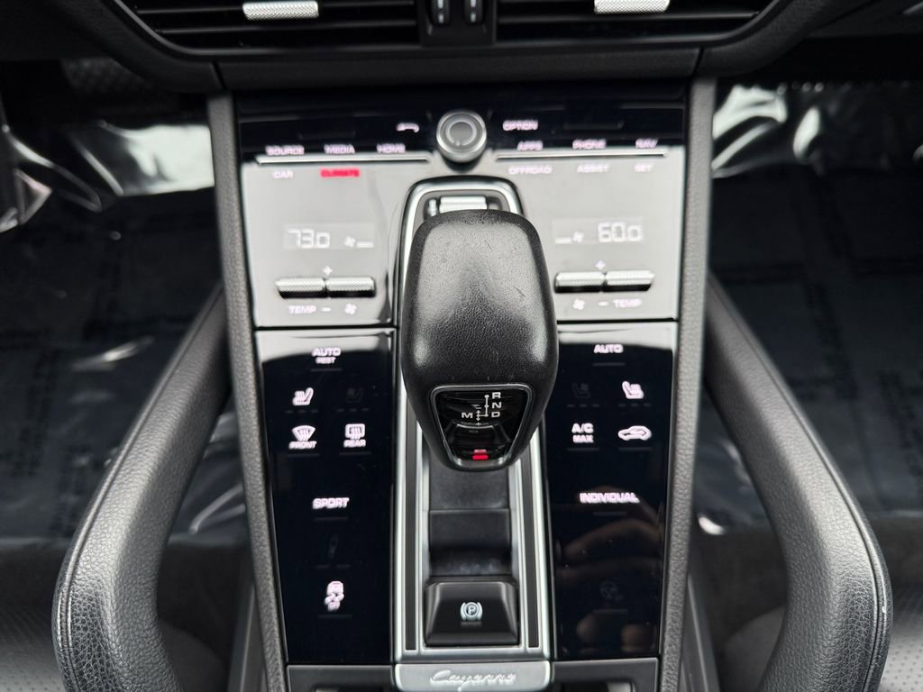 2022 Porsche Cayenne Base - Photo 20