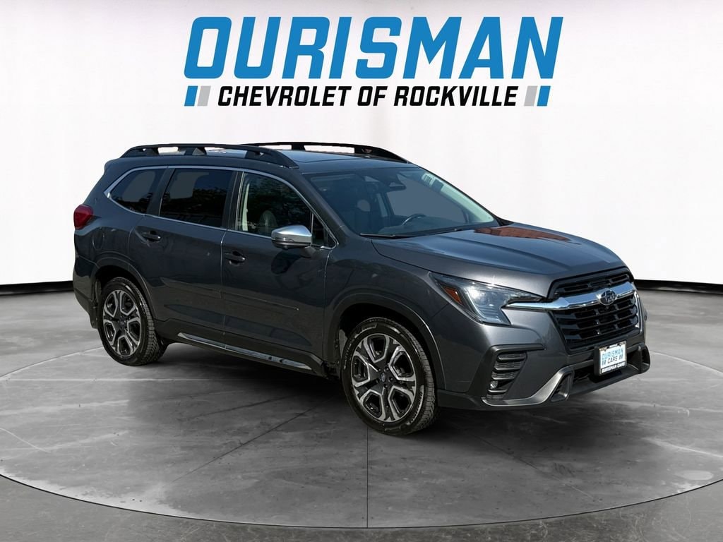2023 Subaru Ascent Limited 7 Passenger's photo