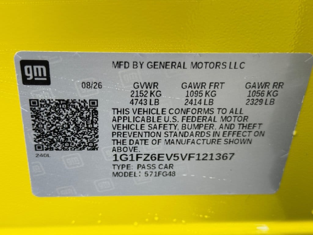 2027 Chevrolet Bolt RS - Photo 29