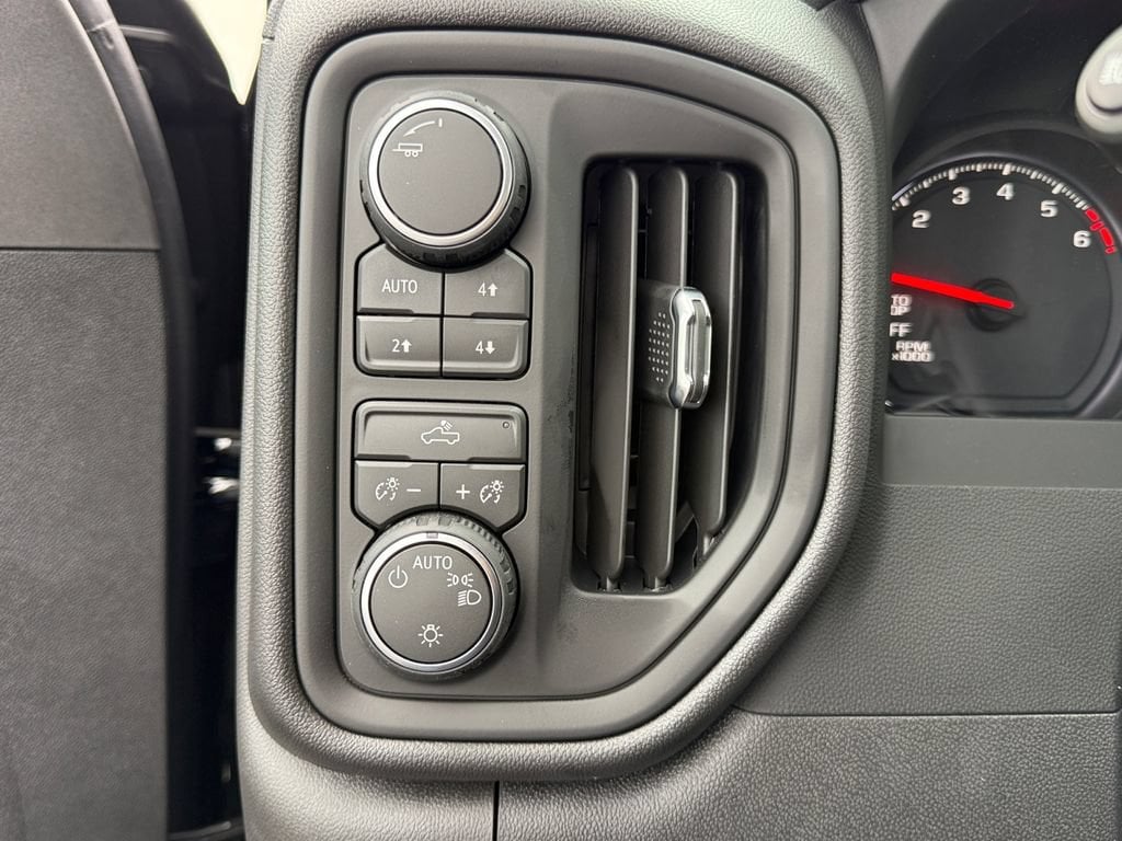 2026 Chevrolet Silverado 1500 Custom Trail Boss - Photo 21